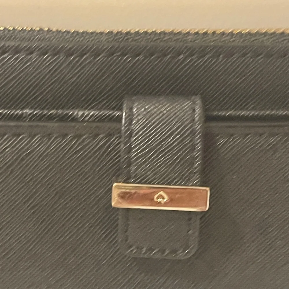 Kate Spade Wallet Wristlet Cedar Street Karolina Rooster Black Leather